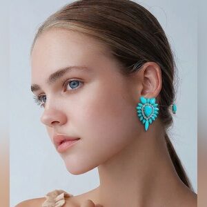 Turquoise Teardrop Crystal Earrings
